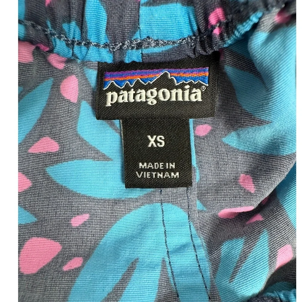 Patagonia Barely Baggies Shorts Womens XS Blue Pink Tropical Floral Print